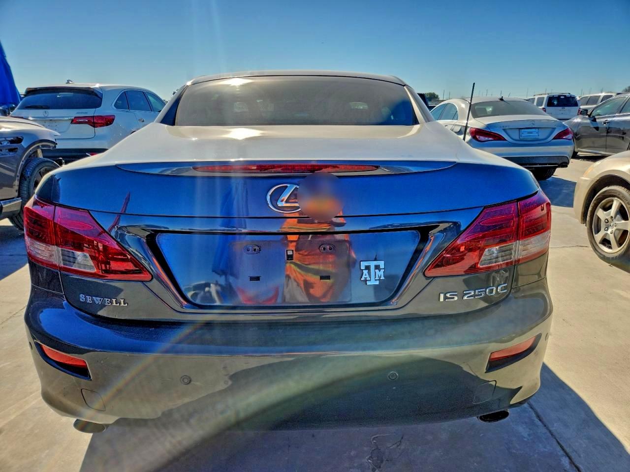 2011 LEXUS IS 250 photo 6
