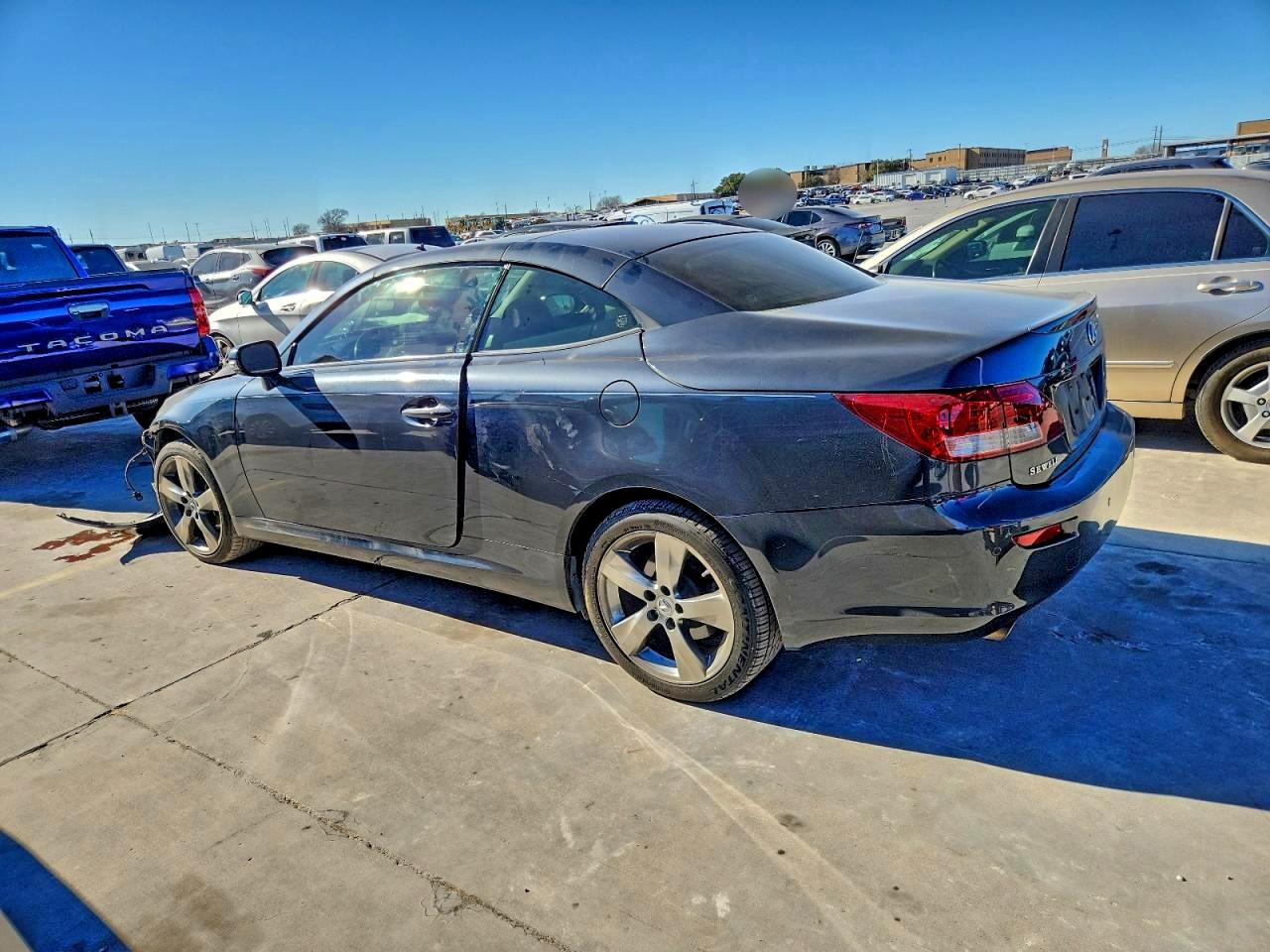 2011 LEXUS IS 250 photo 2