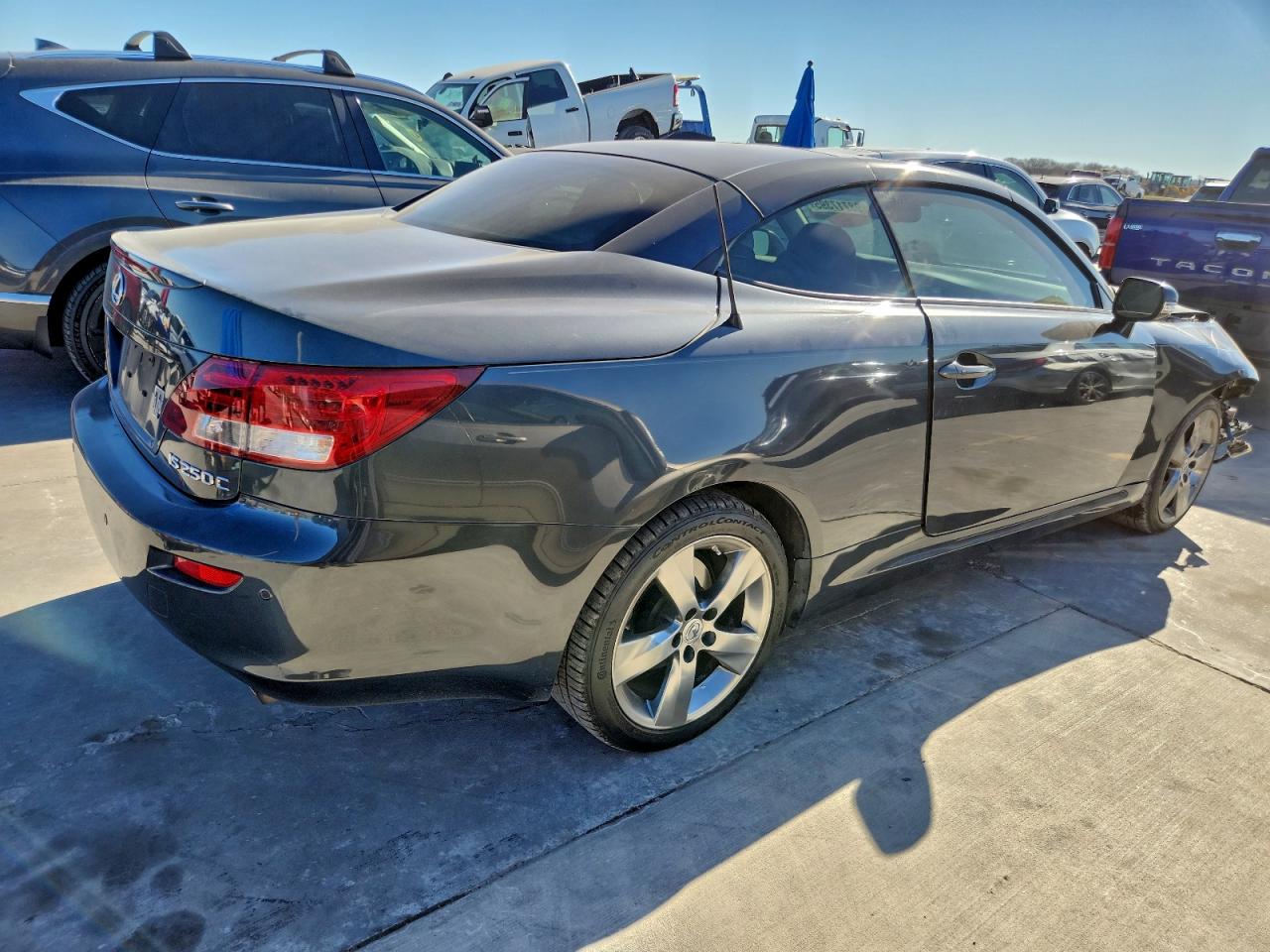 2011 LEXUS IS 250 photo 3