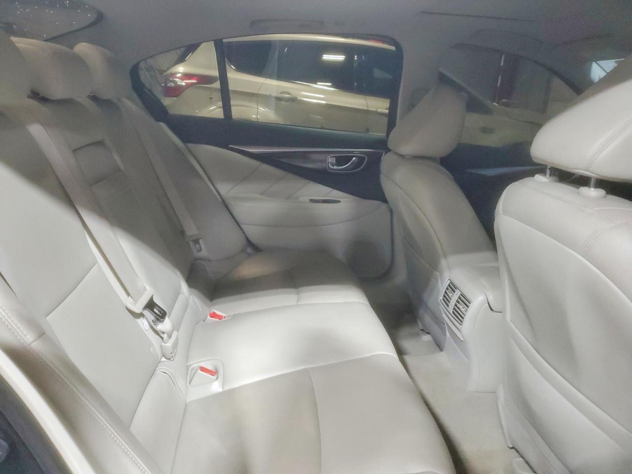 2015 INFINITI Q50 PREMIUM photo 10