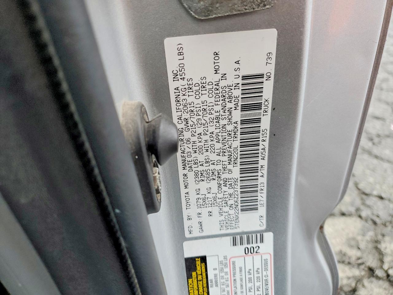 2006 TOYOTA TACOMA photo 12
