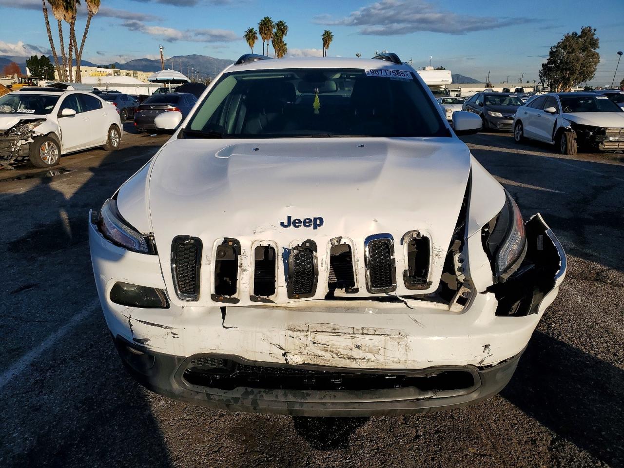 2018 JEEP CHEROKEE LATITUDE PLUS photo 5