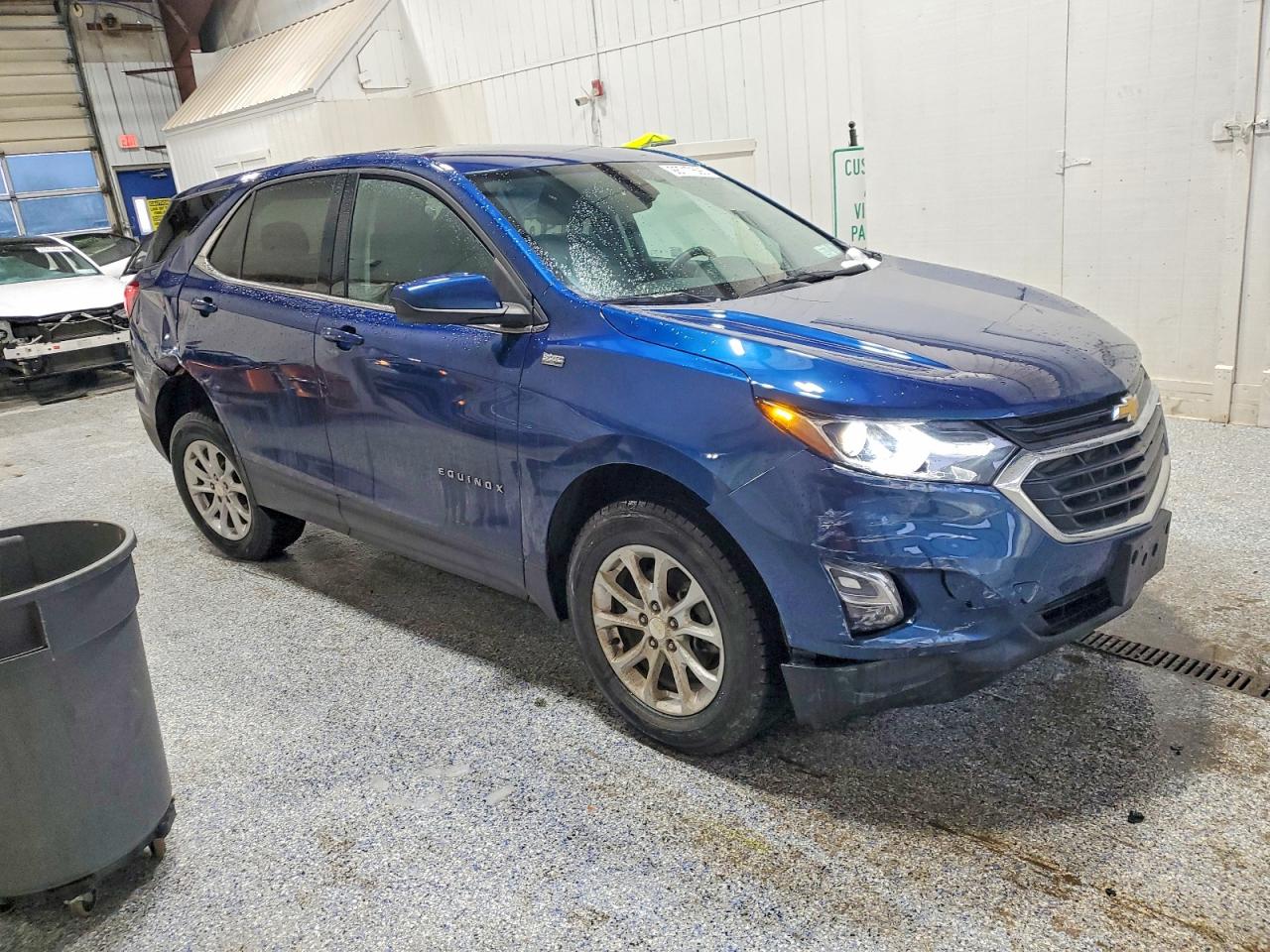 2020 CHEVROLET EQUINOX LT photo 4