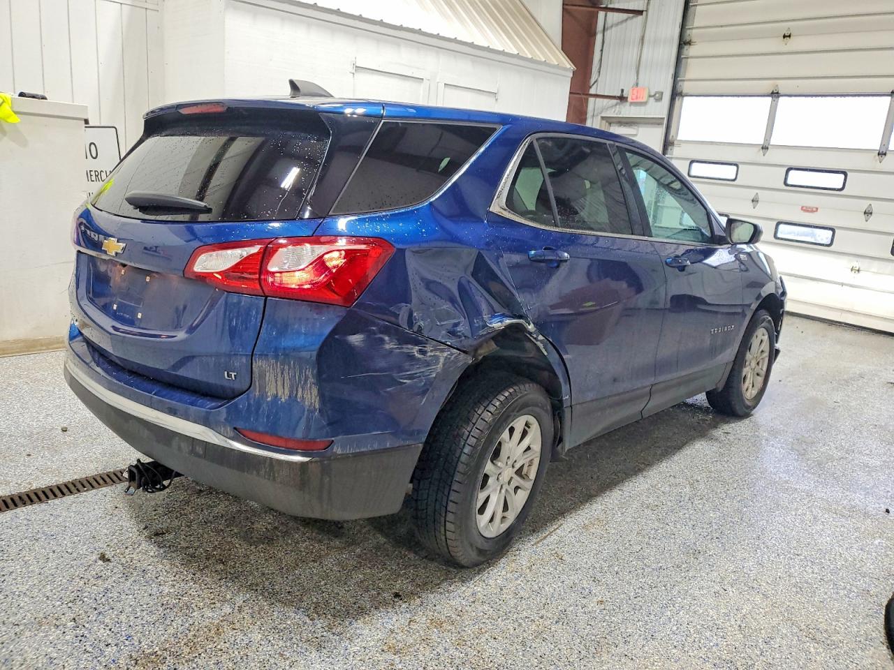 2020 CHEVROLET EQUINOX LT photo 3