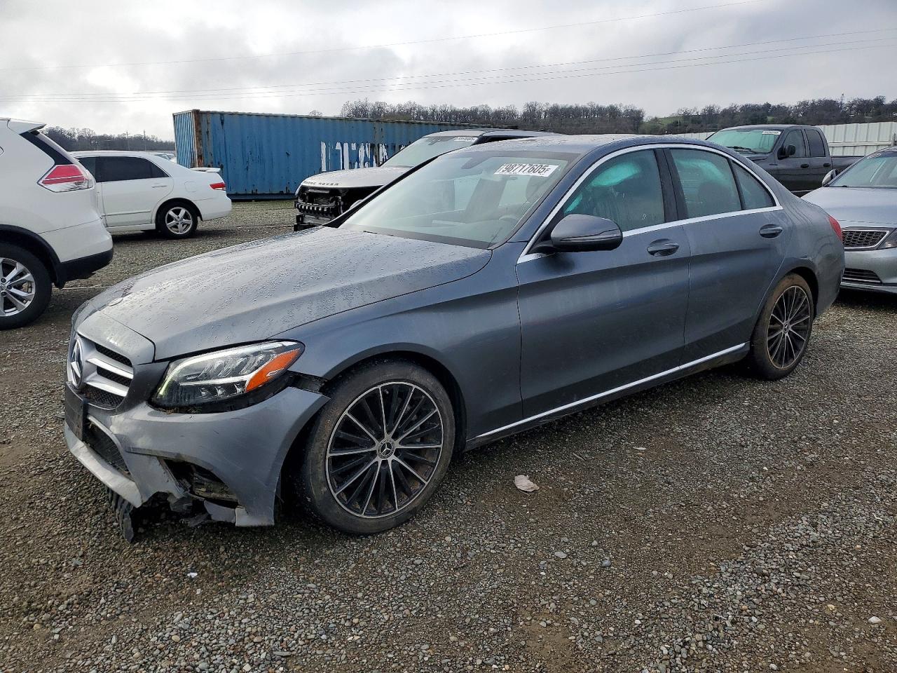 2019 MERCEDES-BENZ C