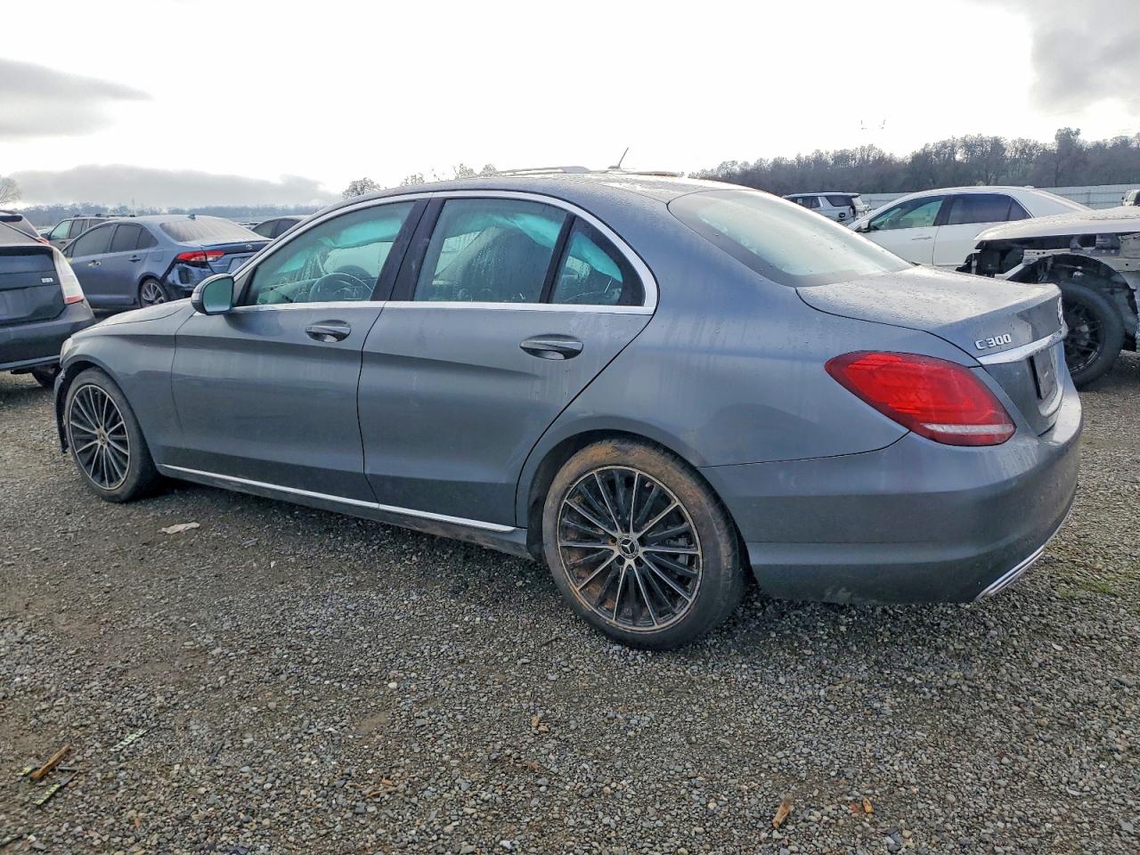 2019 MERCEDES-BENZ C 300 photo 2