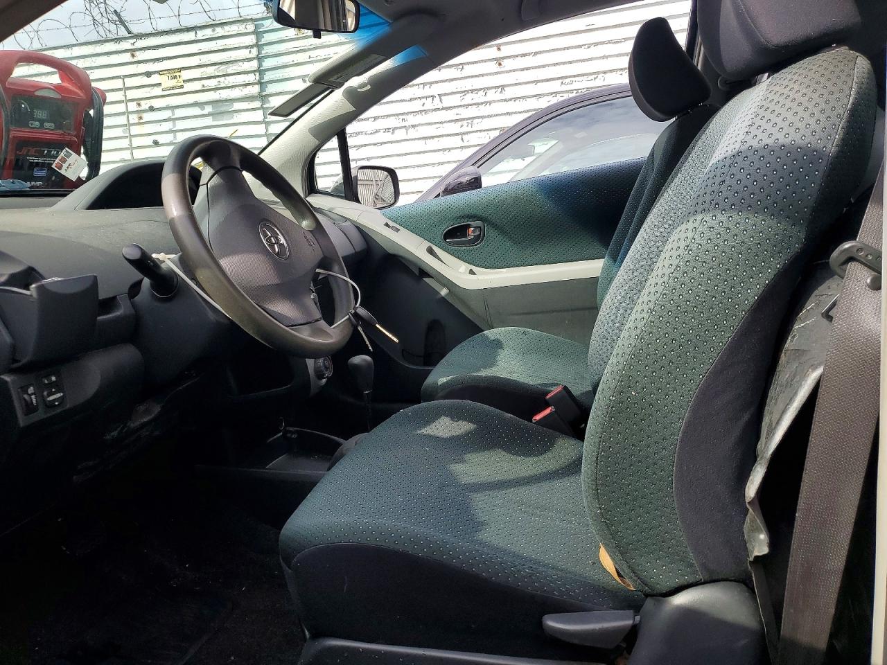 2007 TOYOTA YARIS photo 7