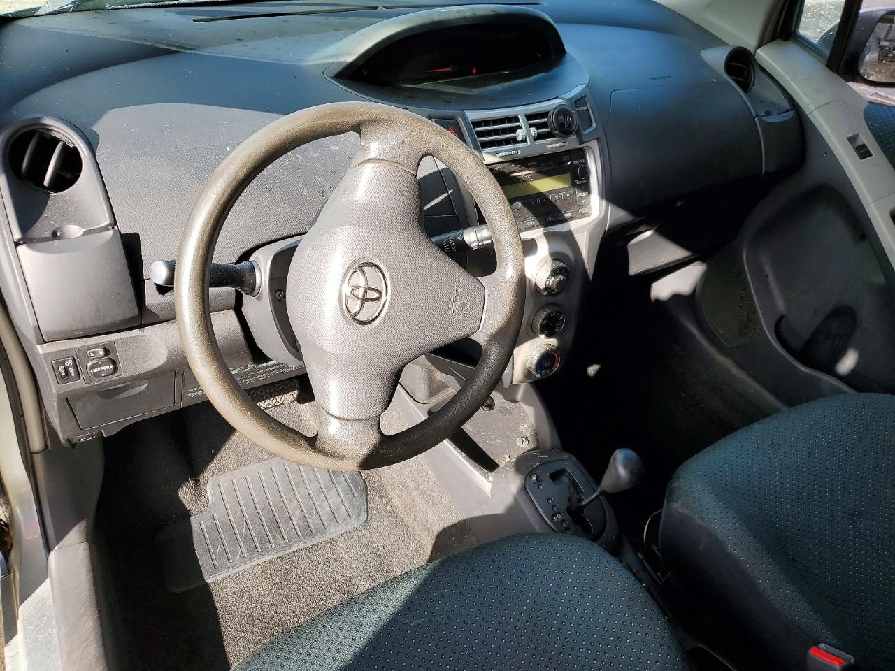2007 TOYOTA YARIS photo 8