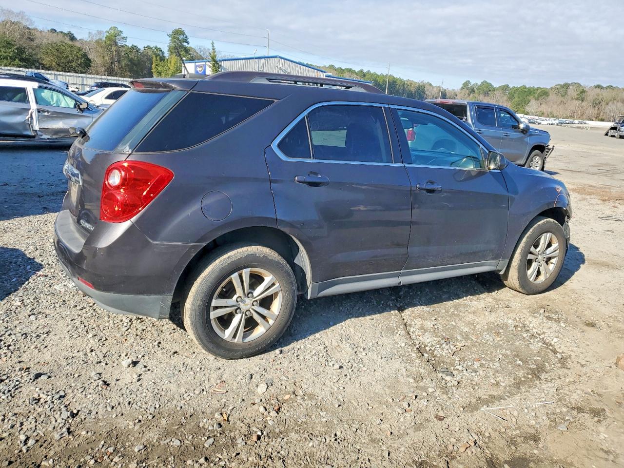 2015 CHEVROLET EQUINOX LT photo 3