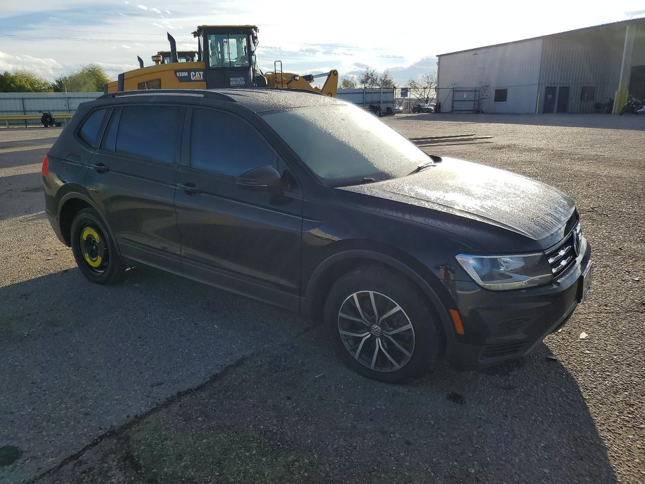 2021 VOLKSWAGEN TIGUAN S photo 4