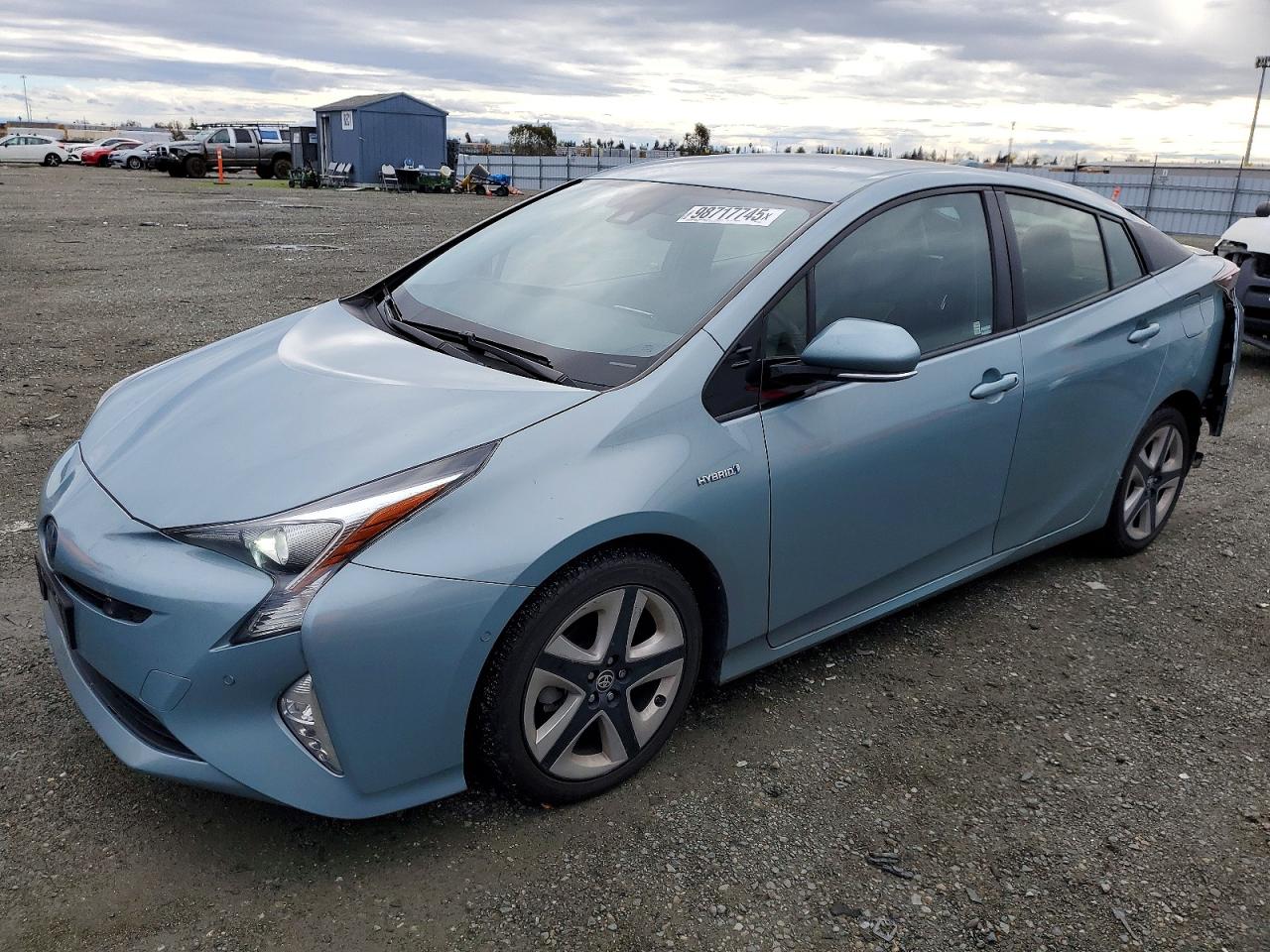 2018 TOYOTA PRIUS