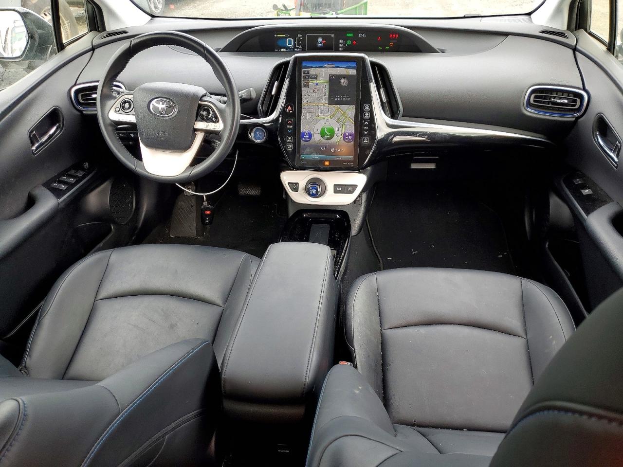 2018 TOYOTA PRIUS photo 8