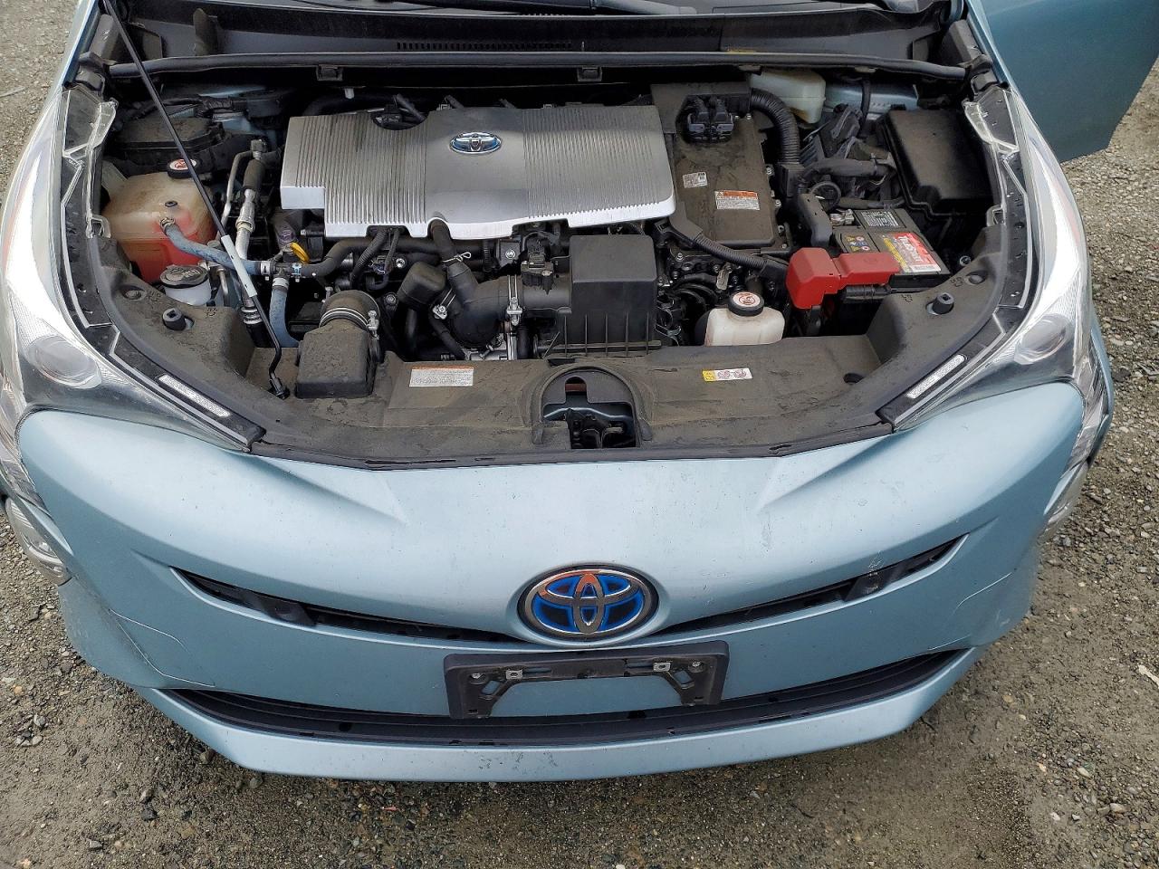 2018 TOYOTA PRIUS photo 11