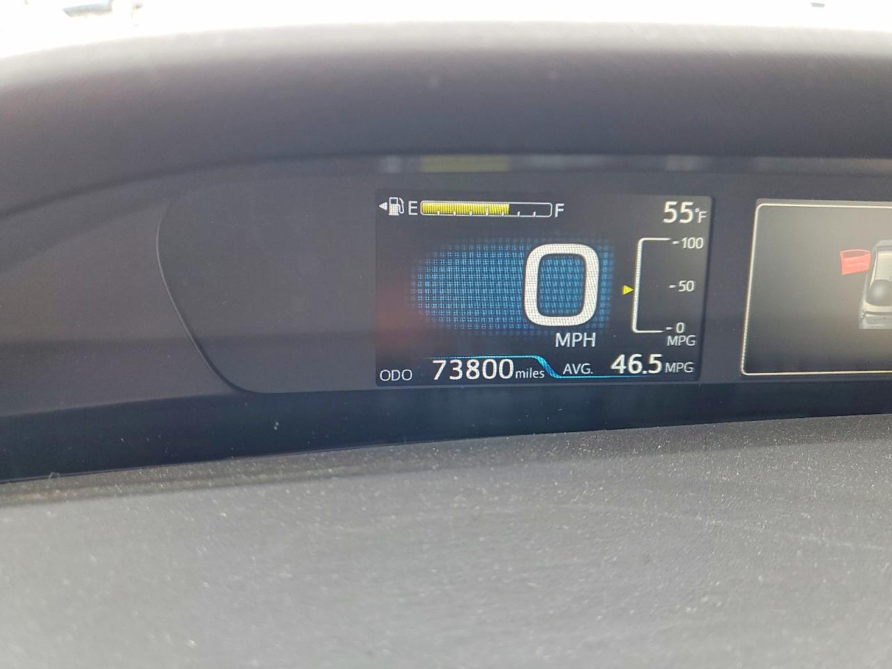 2018 TOYOTA PRIUS photo 9
