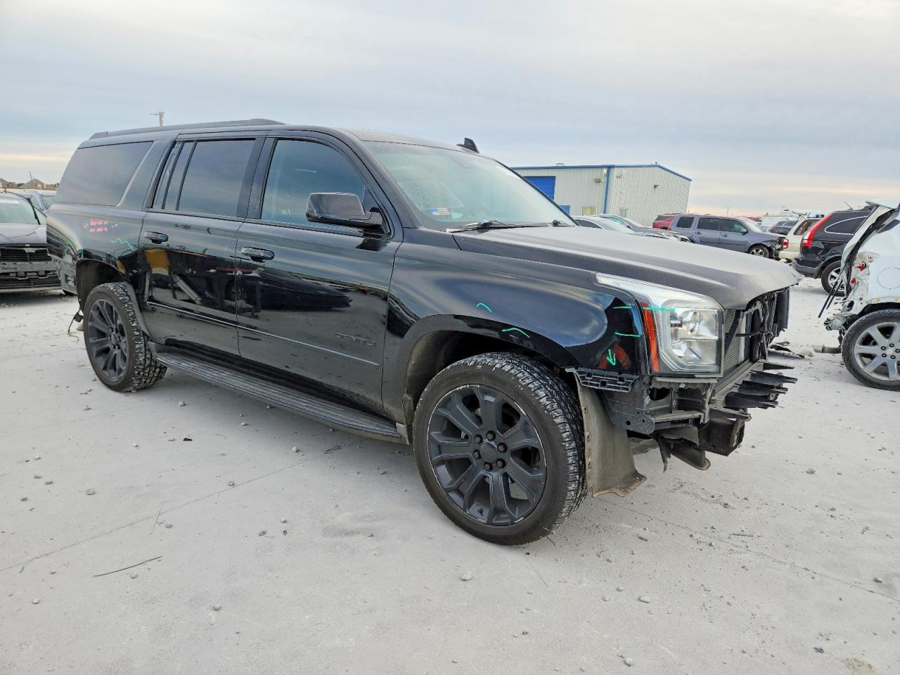 2015 GMC YUKON XL DENALI photo 4