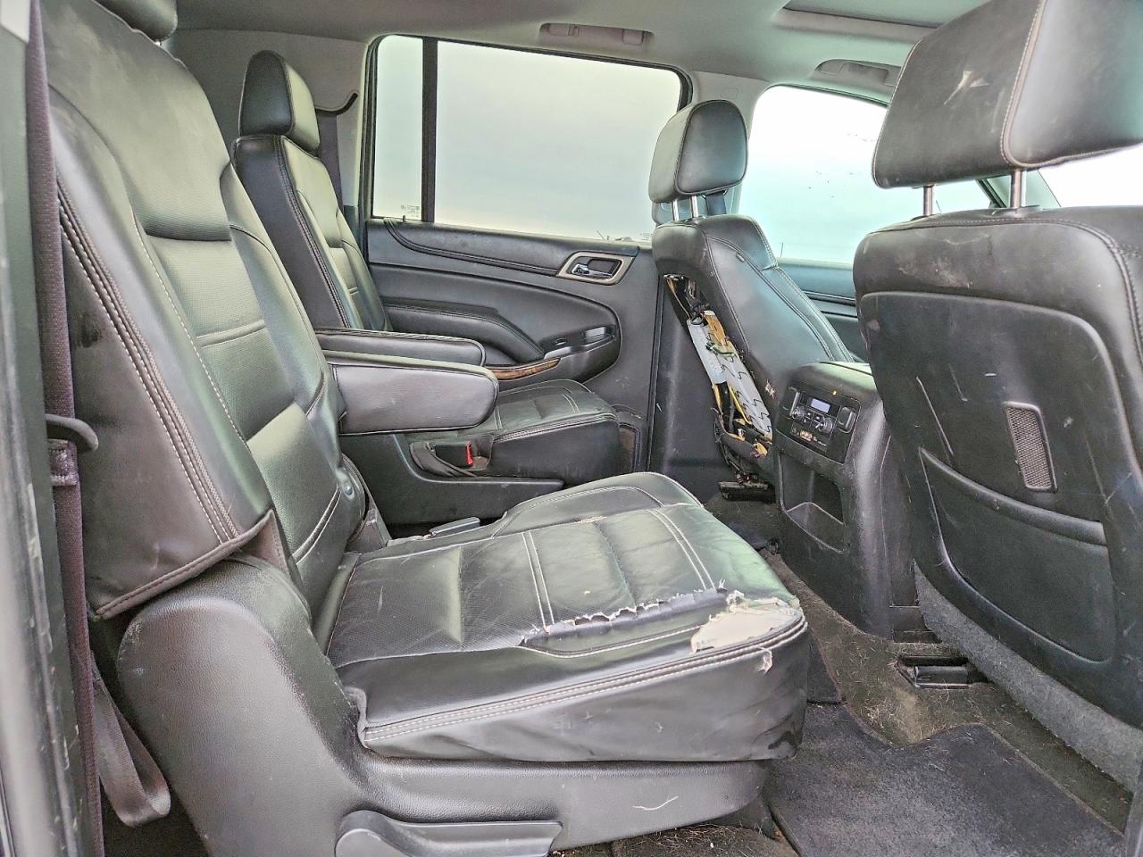 2015 GMC YUKON XL DENALI photo 11