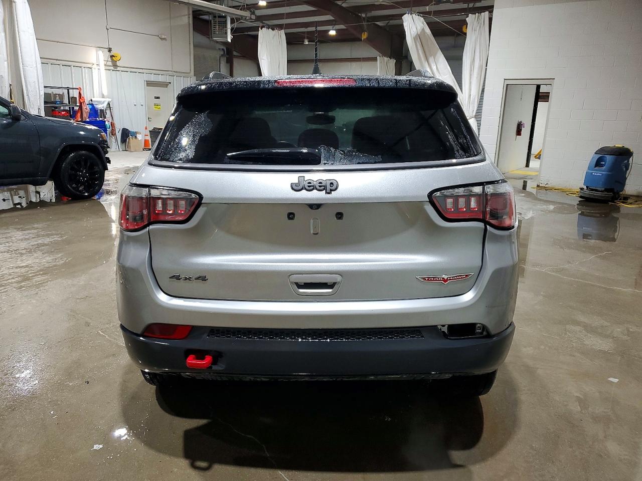 2019 JEEP COMPASS TRAILHAWK photo 6