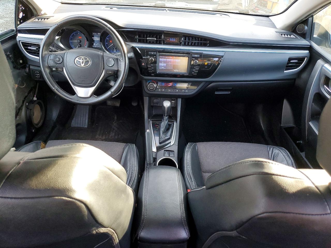 2016 TOYOTA COROLLA L photo 8