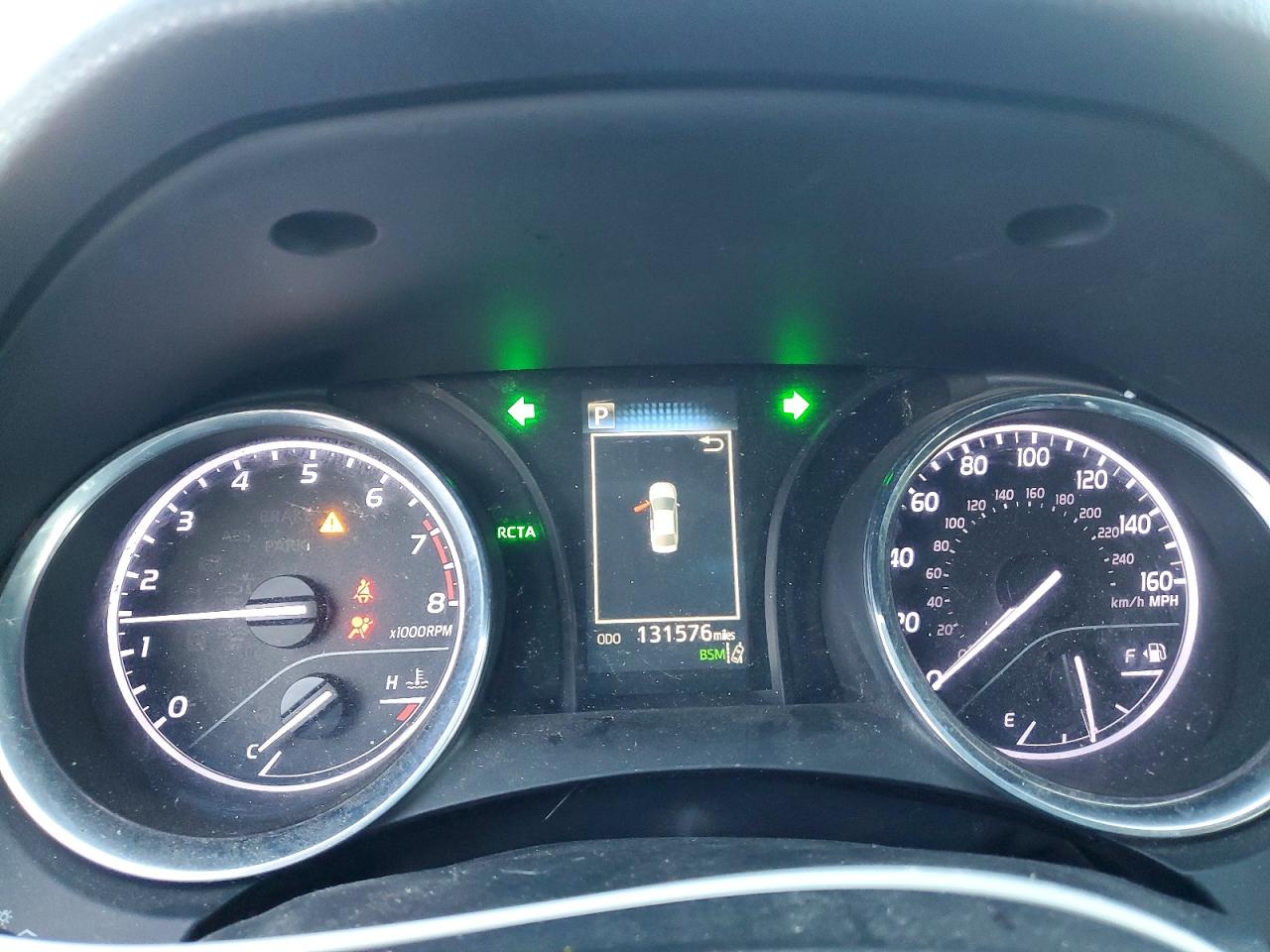 2020 TOYOTA CAMRY LE photo 9