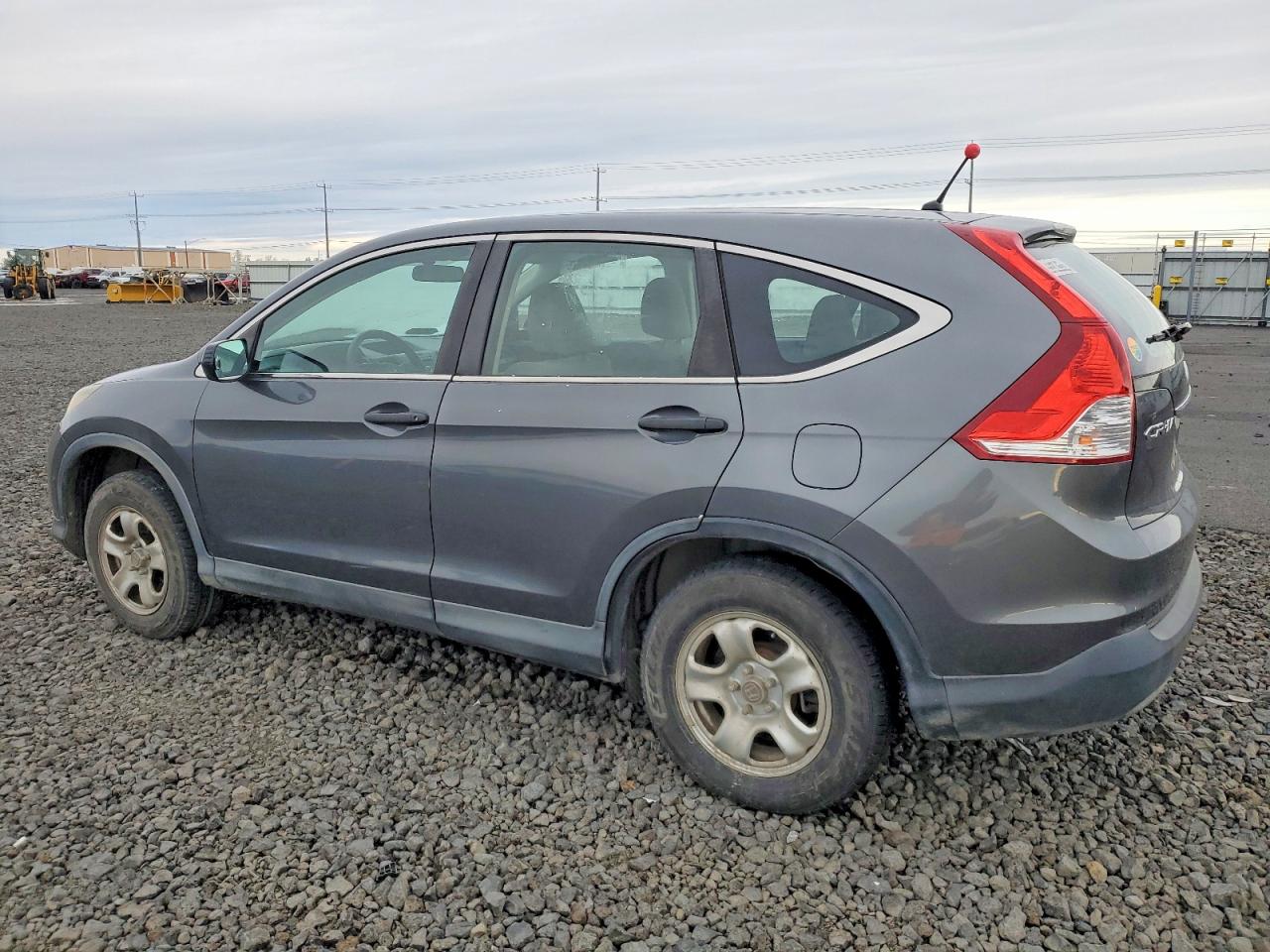 2013 HONDA CR-V LX photo 2