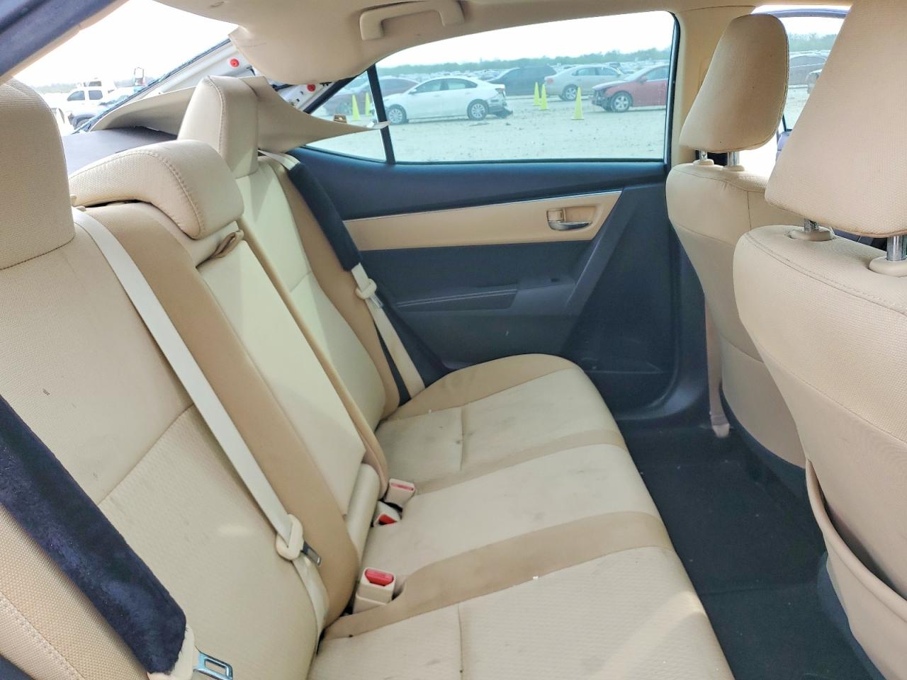 2018 TOYOTA COROLLA L photo 28