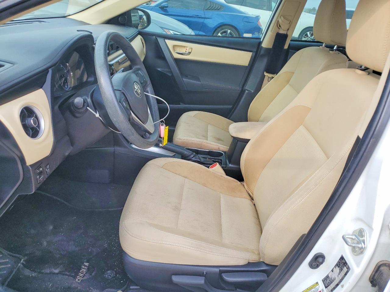 2018 TOYOTA COROLLA L photo 19