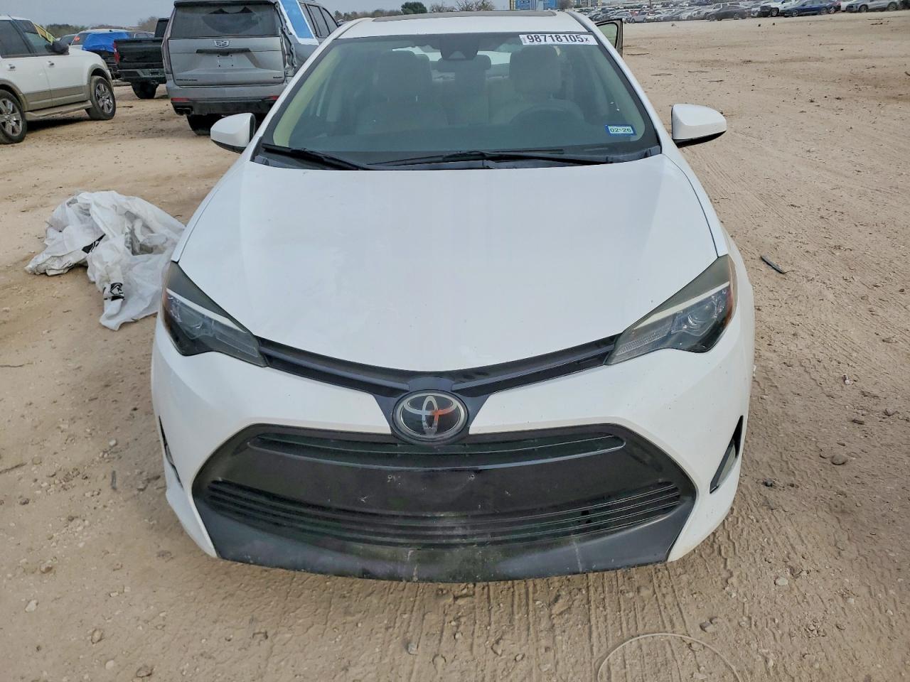 2018 TOYOTA COROLLA L photo 13