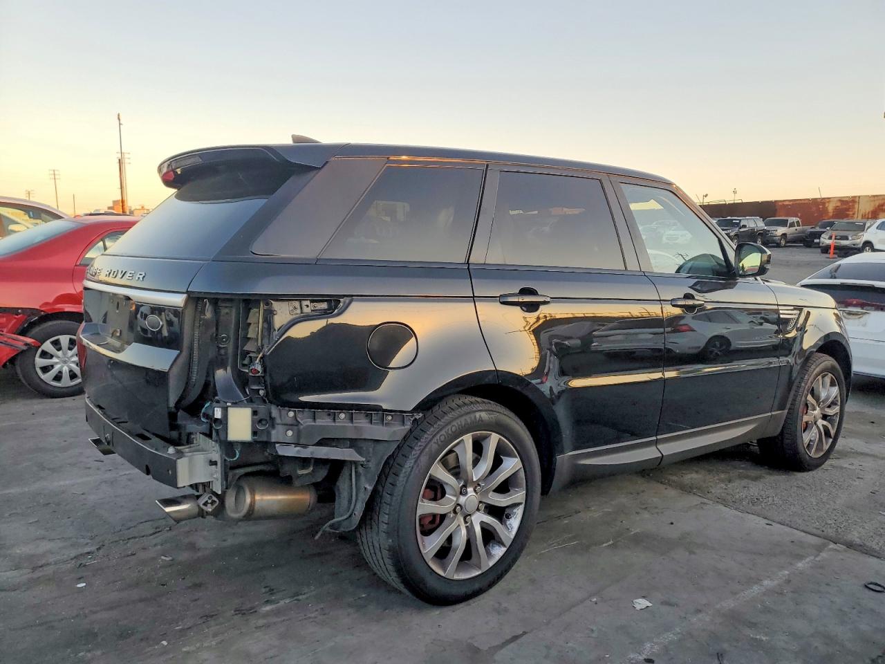 2017 LAND ROVER RANGE ROVER SPORT SC photo 3