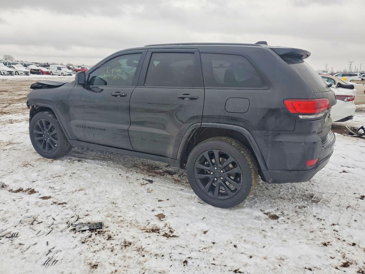 2019 JEEP GRAND CHEROKEE LAREDO photo 2