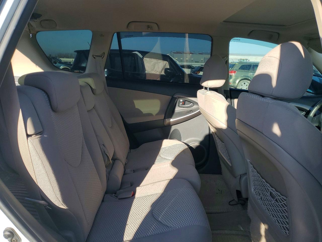 2006 TOYOTA RAV4 LIMITED photo 10