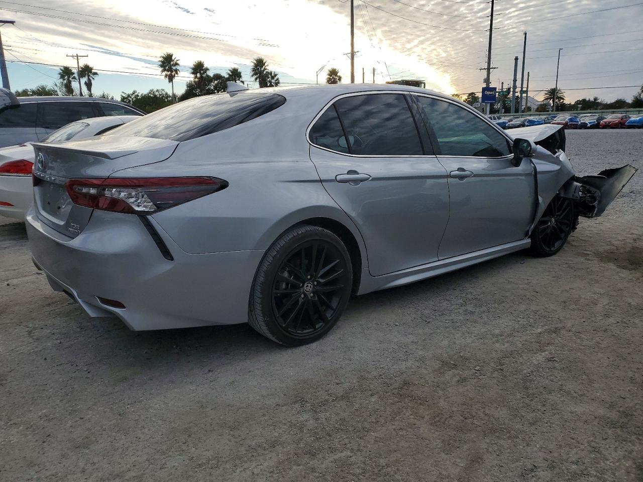 2024 TOYOTA CAMRY XSE photo 3
