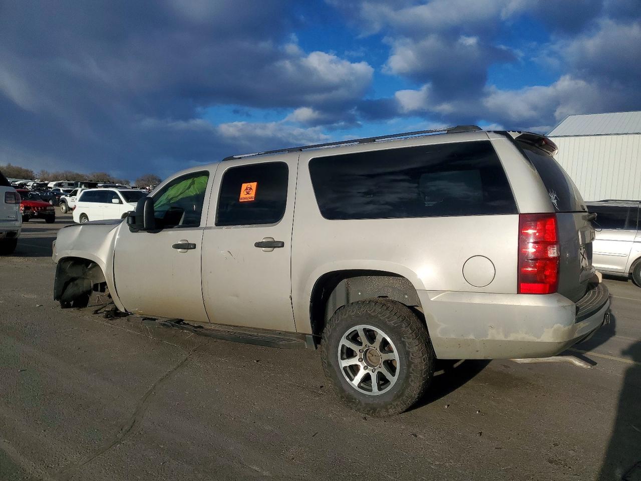 2007 CHEVROLET SUBURBAN K2500 photo 2