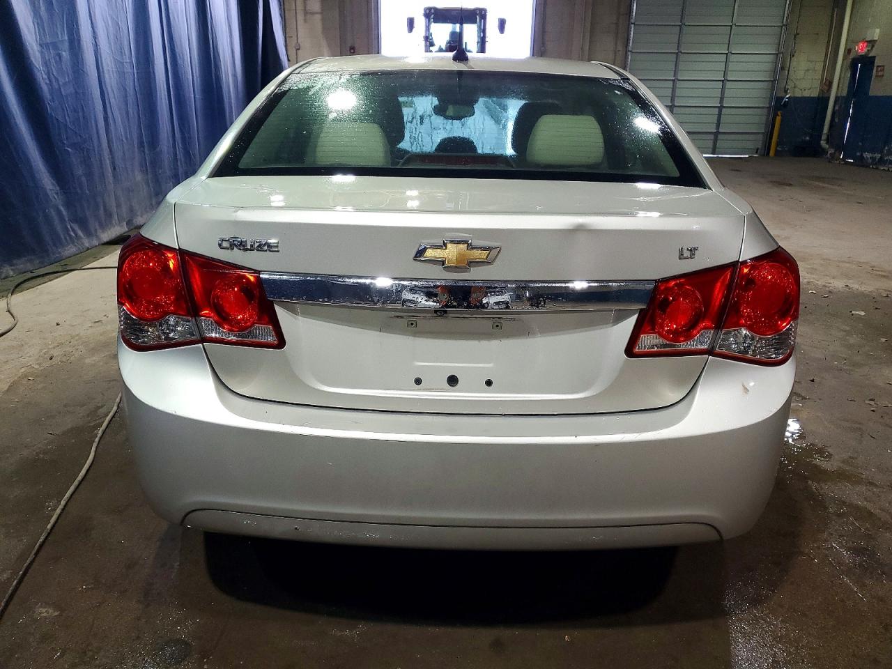2013 CHEVROLET CRUZE LT photo 6