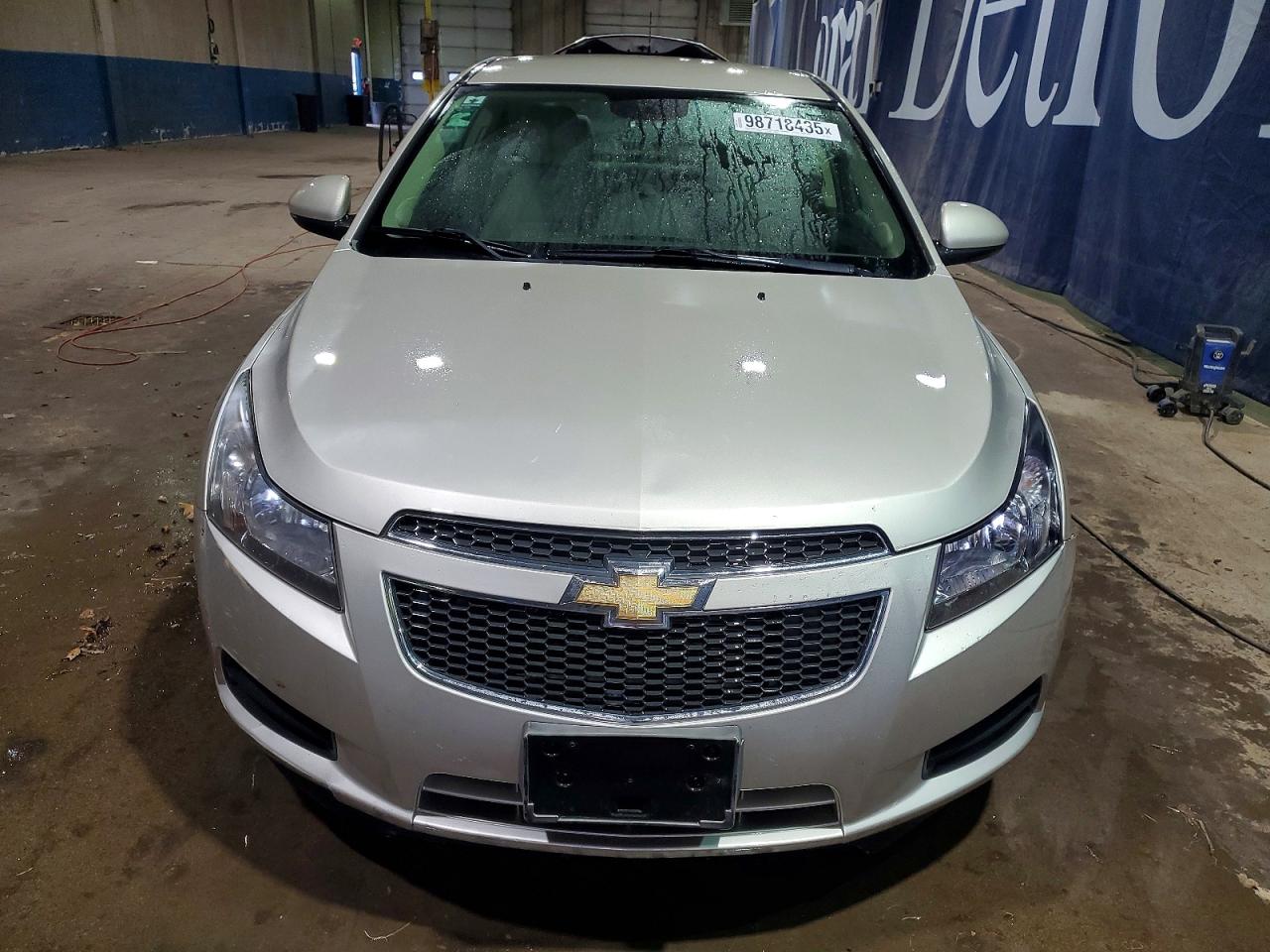 2013 CHEVROLET CRUZE LT photo 5