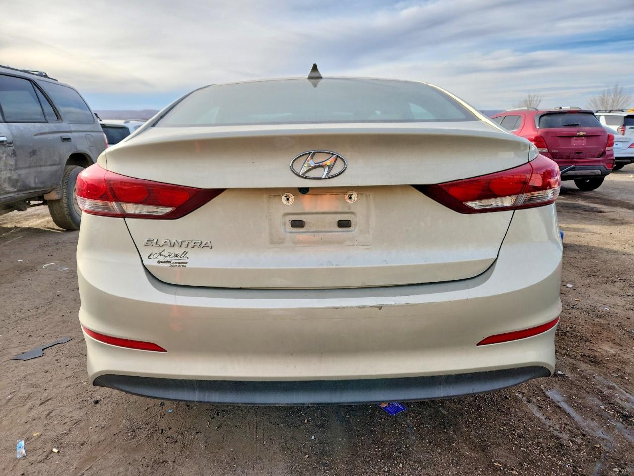 2017 HYUNDAI ELANTRA SE photo 6