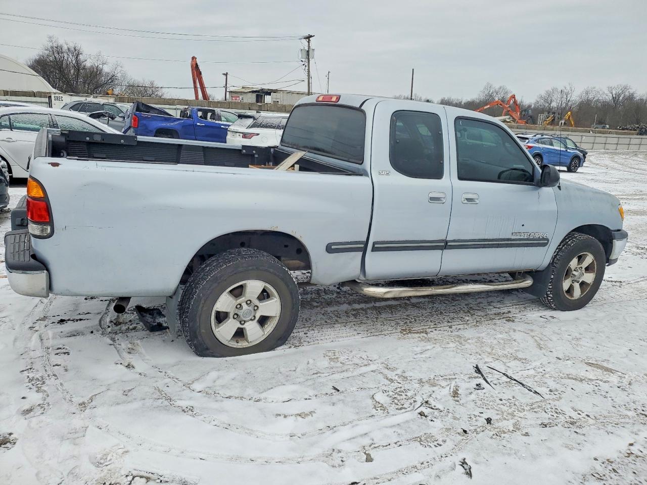 2000 TOYOTA TUNDRA photo 3