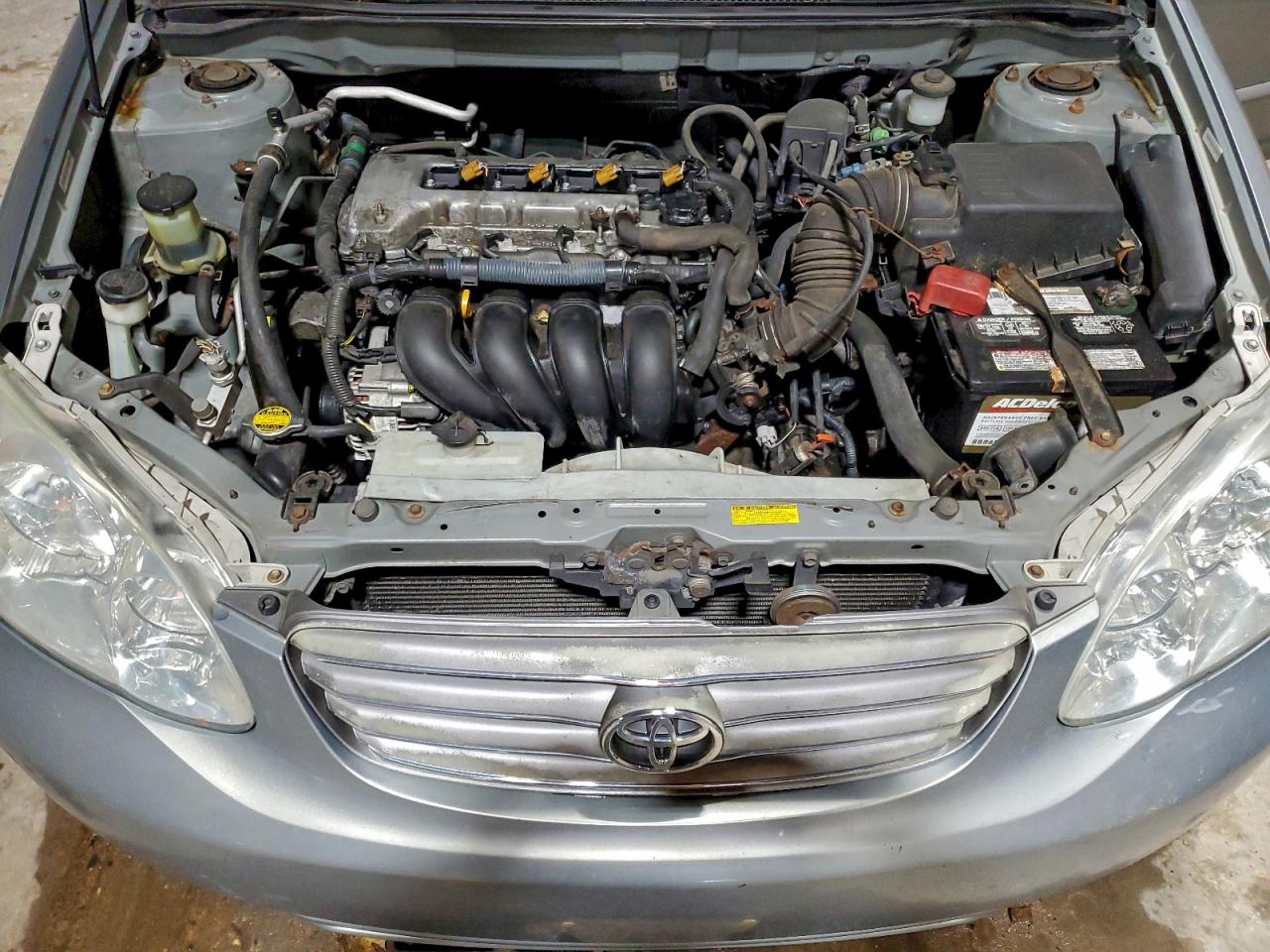 2003 TOYOTA COROLLA CE photo 11