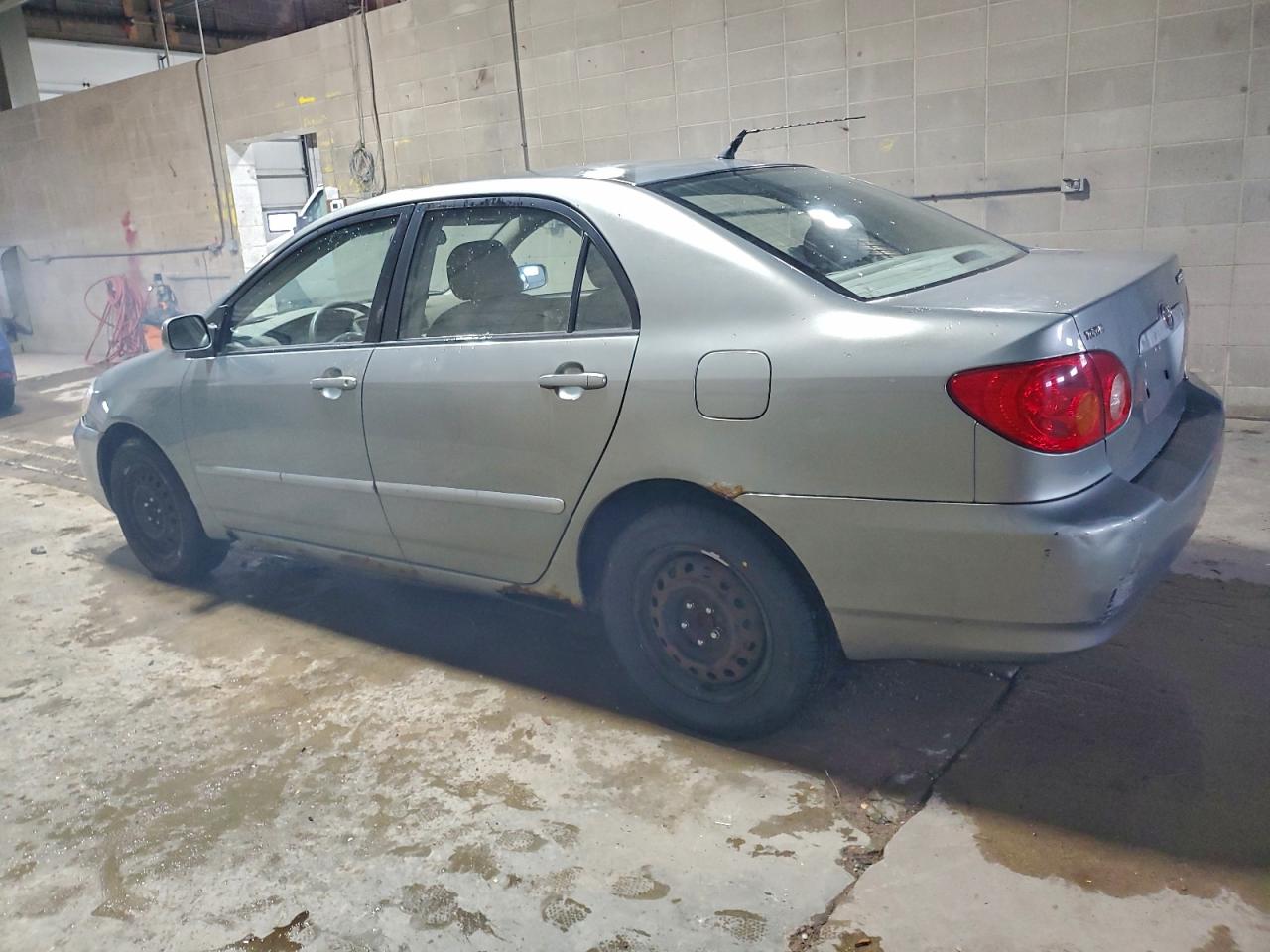 2003 TOYOTA COROLLA CE photo 2