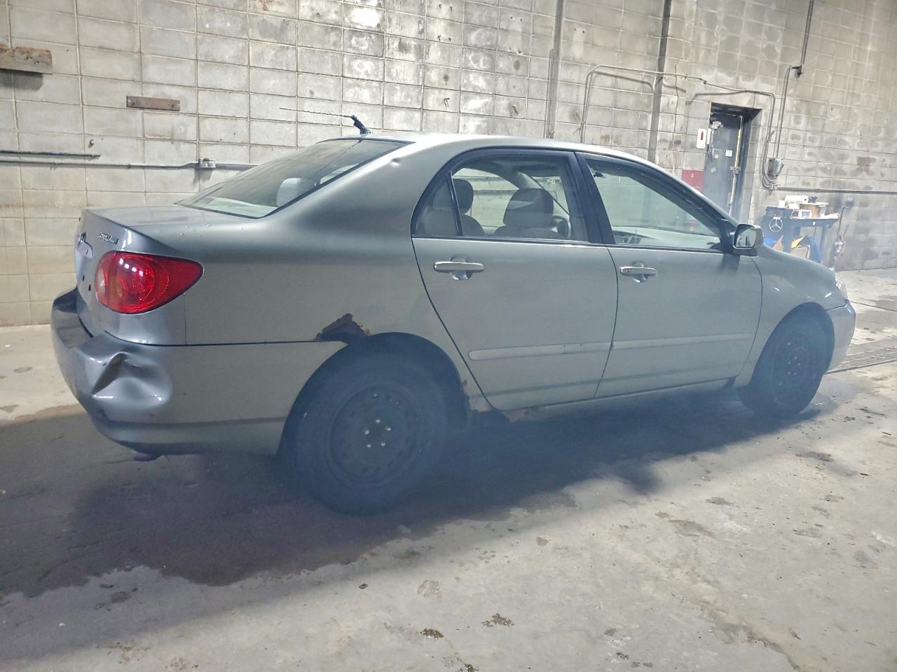 2003 TOYOTA COROLLA CE photo 3