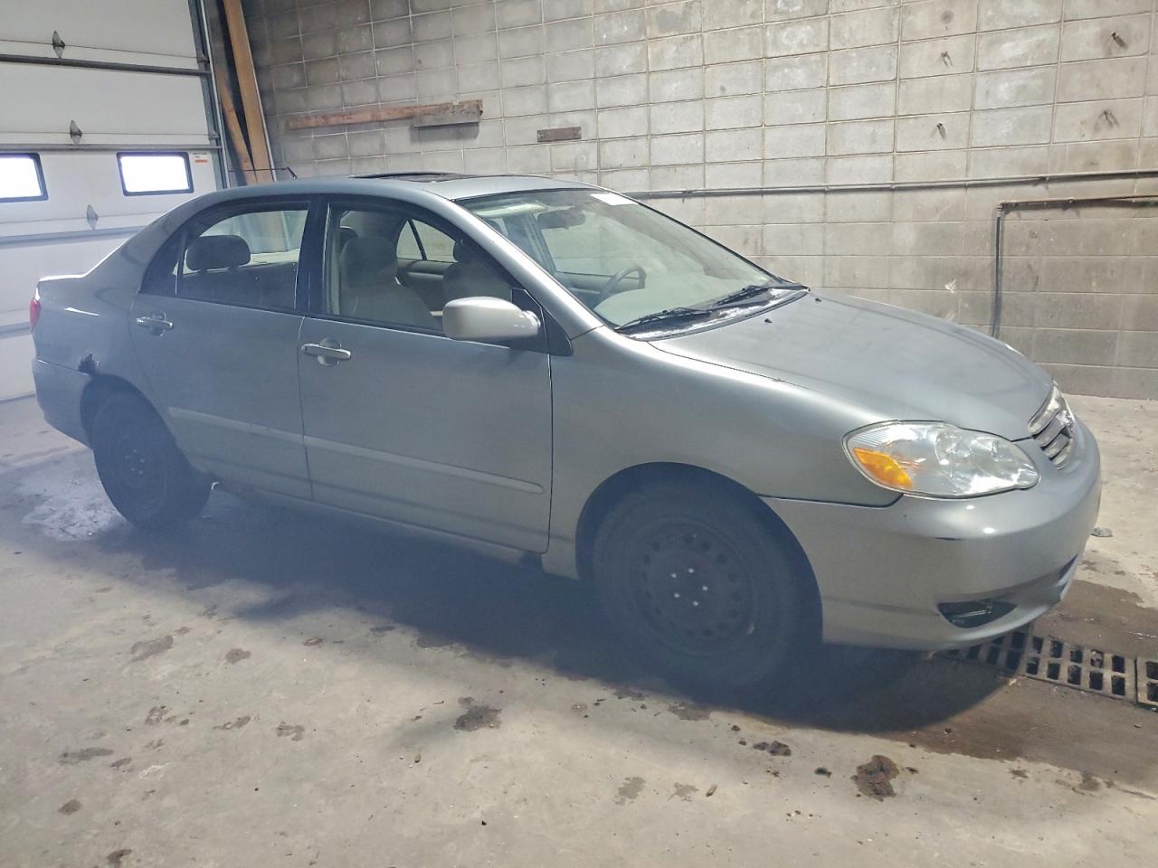2003 TOYOTA COROLLA CE photo 4