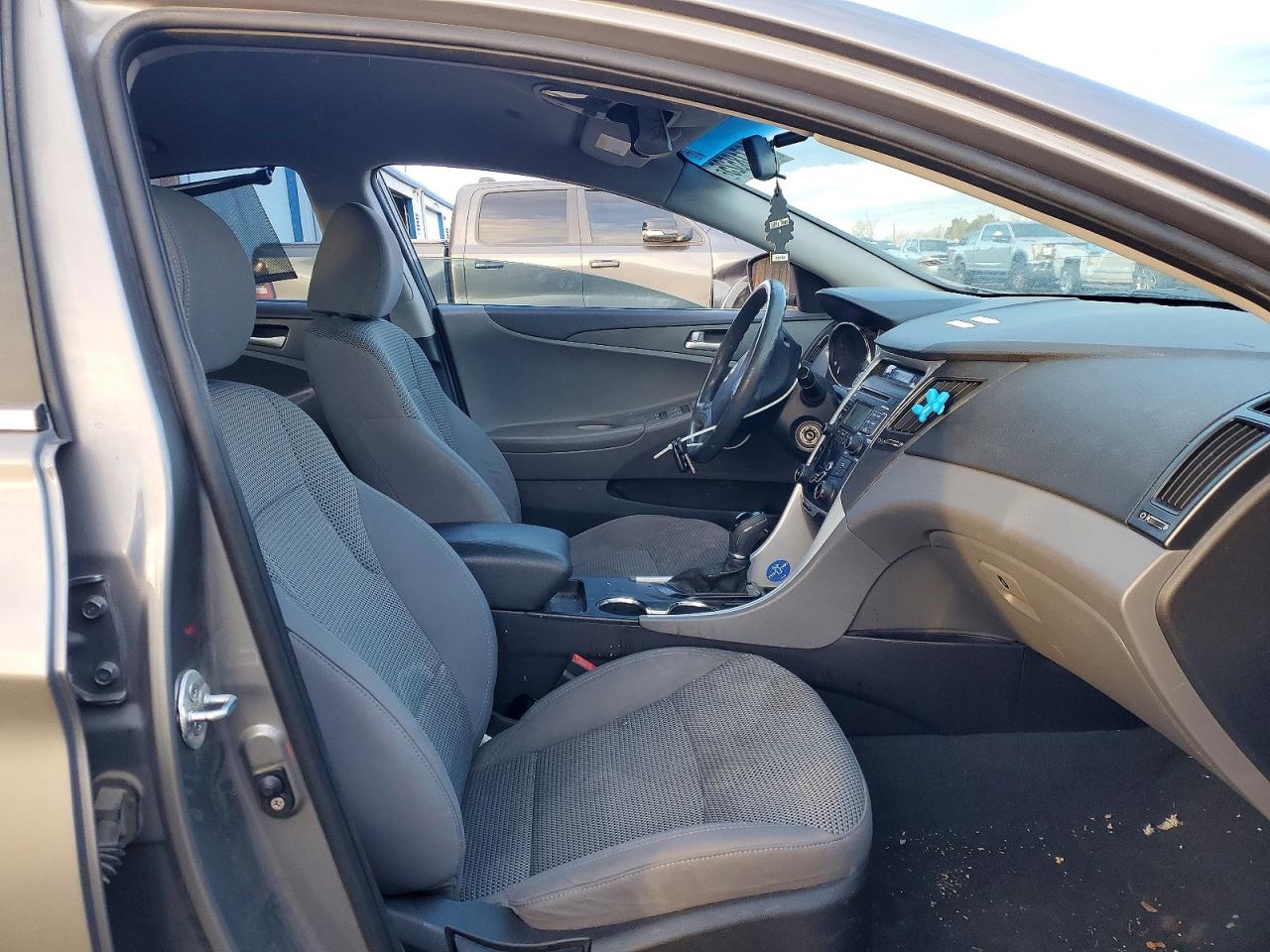 2011 HYUNDAI SONATA GLS photo 7