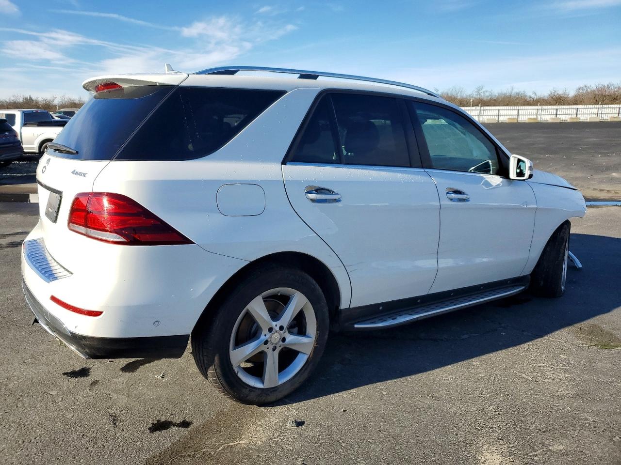 2016 MERCEDES-BENZ GLE 350 4MATIC photo 3
