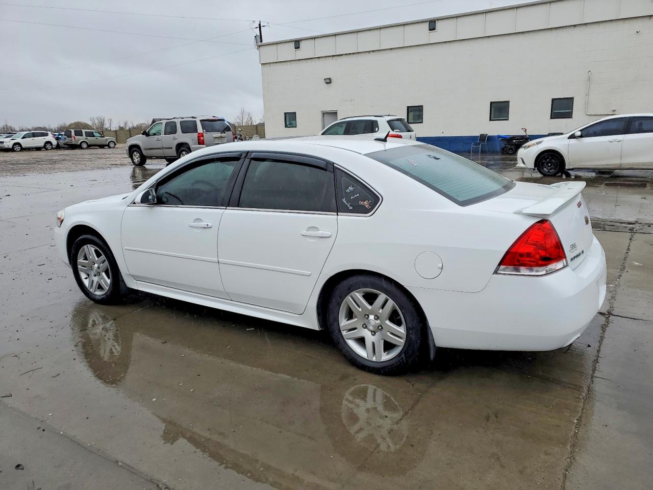 2012 CHEVROLET IMPALA LT photo 2