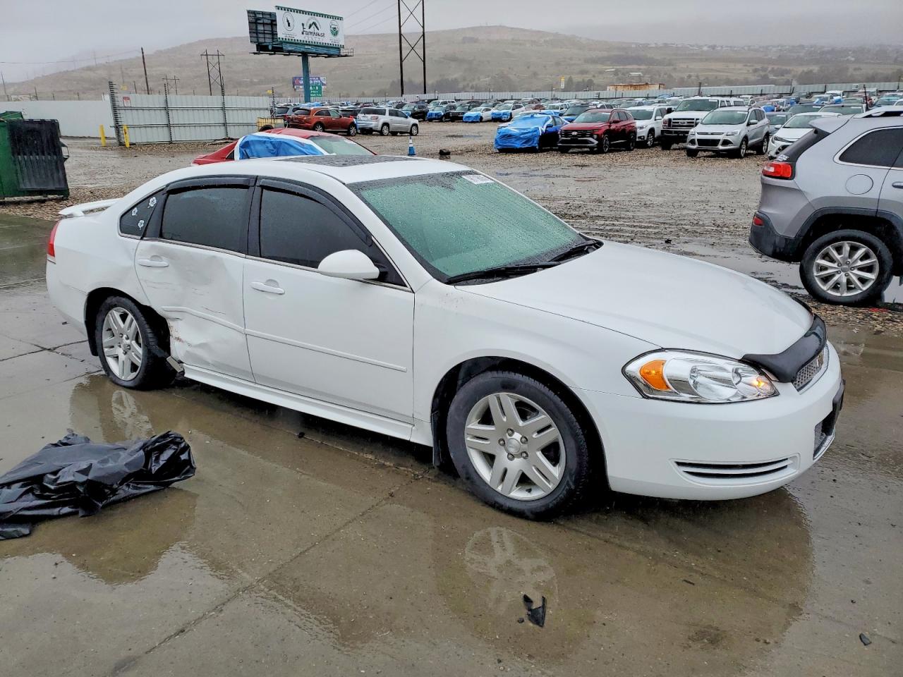 2012 CHEVROLET IMPALA LT photo 4