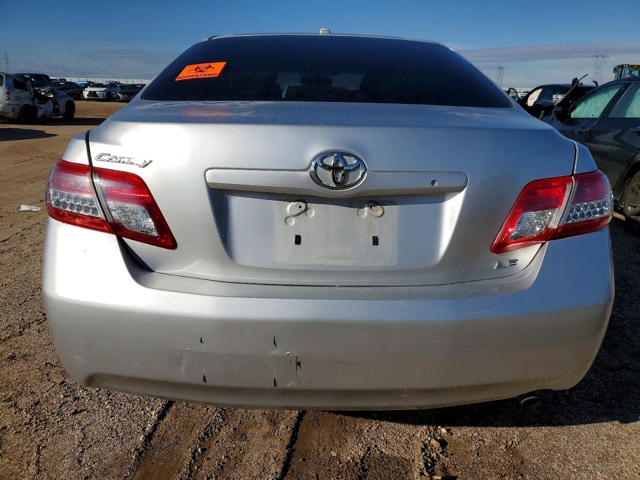 2011 TOYOTA CAMRY BASE photo 6