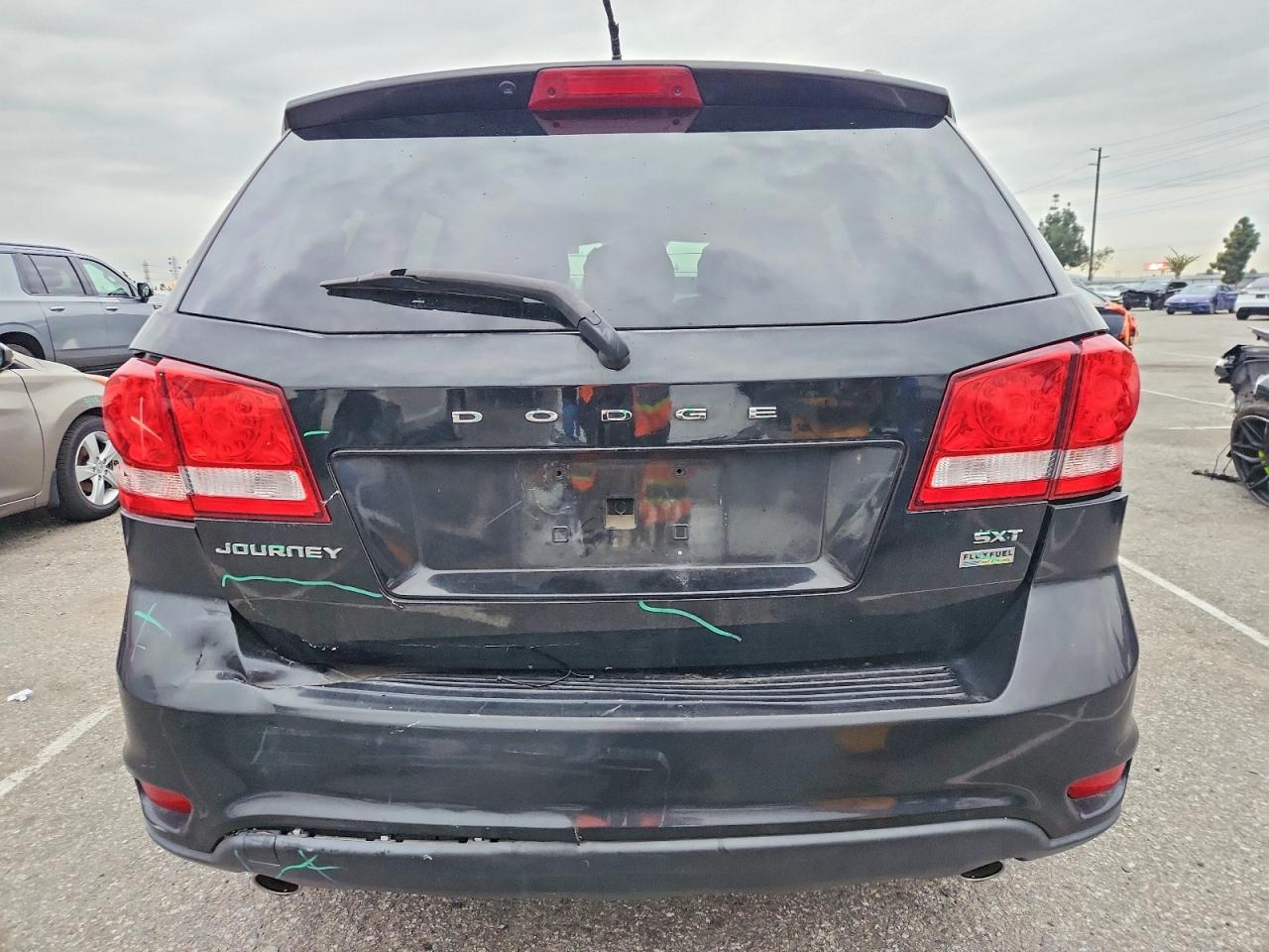 2013 DODGE JOURNEY SXT photo 6