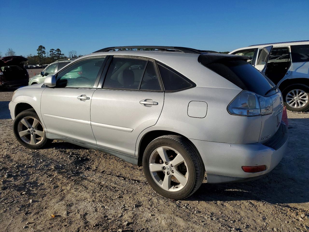 2005 LEXUS RX 330 photo 2