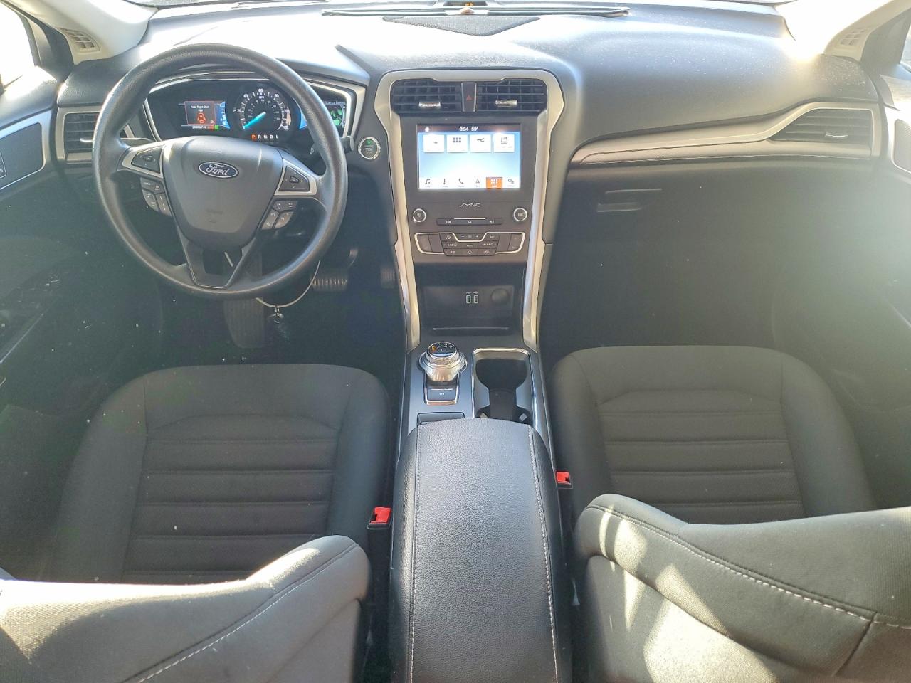 2019 FORD FUSION SE photo 8