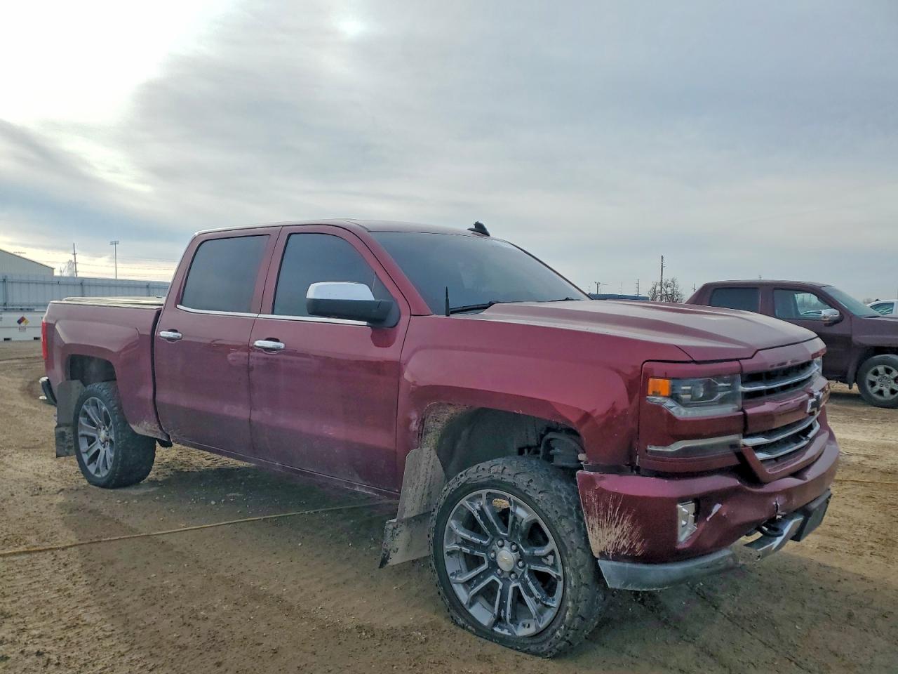 2017 CHEVROLET SILVERADO K1500 LTZ photo 4
