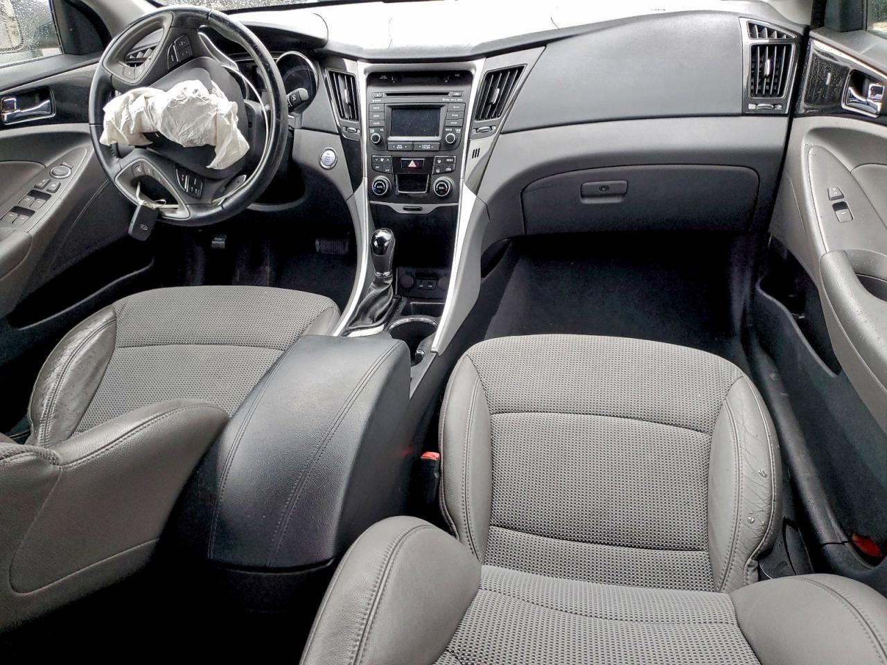 2014 HYUNDAI SONATA SE photo 8